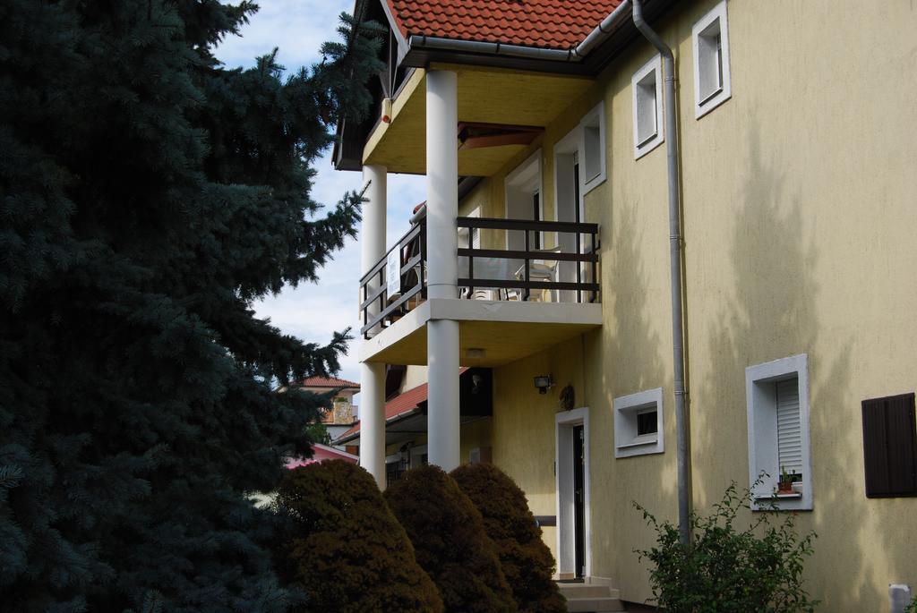 See Vendeghaz - Siofok Exterior photo
