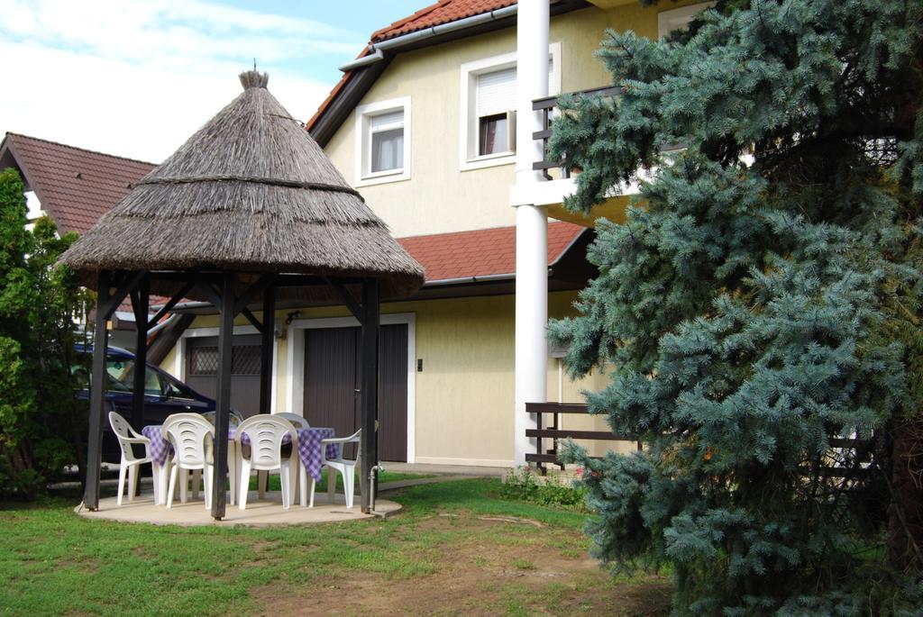 See Vendeghaz - Siofok Exterior photo